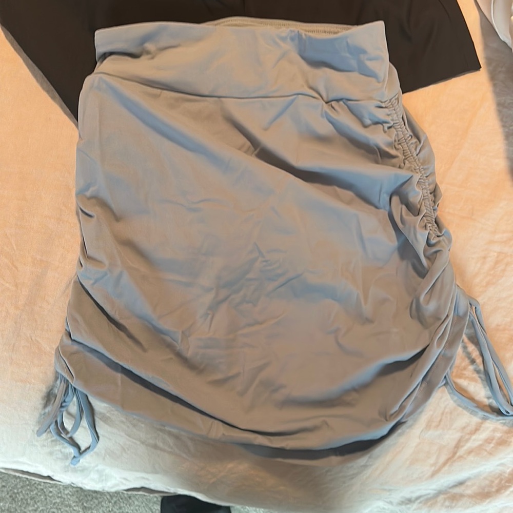 Women's golf skirt